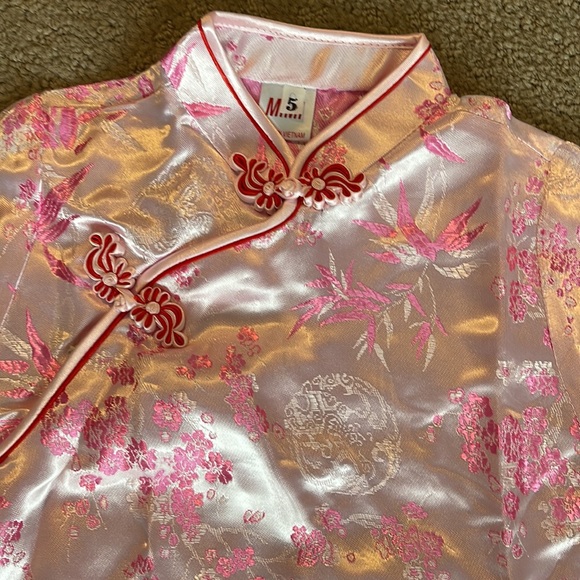 Little girls pink Asian PJ set - Picture 3 of 7